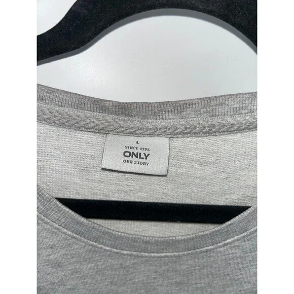 Women's Only Our Story Gray Geeked Graffic Sweatshirt Size L - Picture 5 of 8
